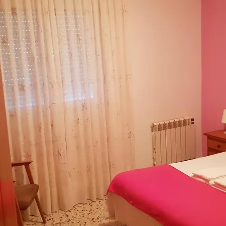 לינה וארוחת בוקר Venecia 2*